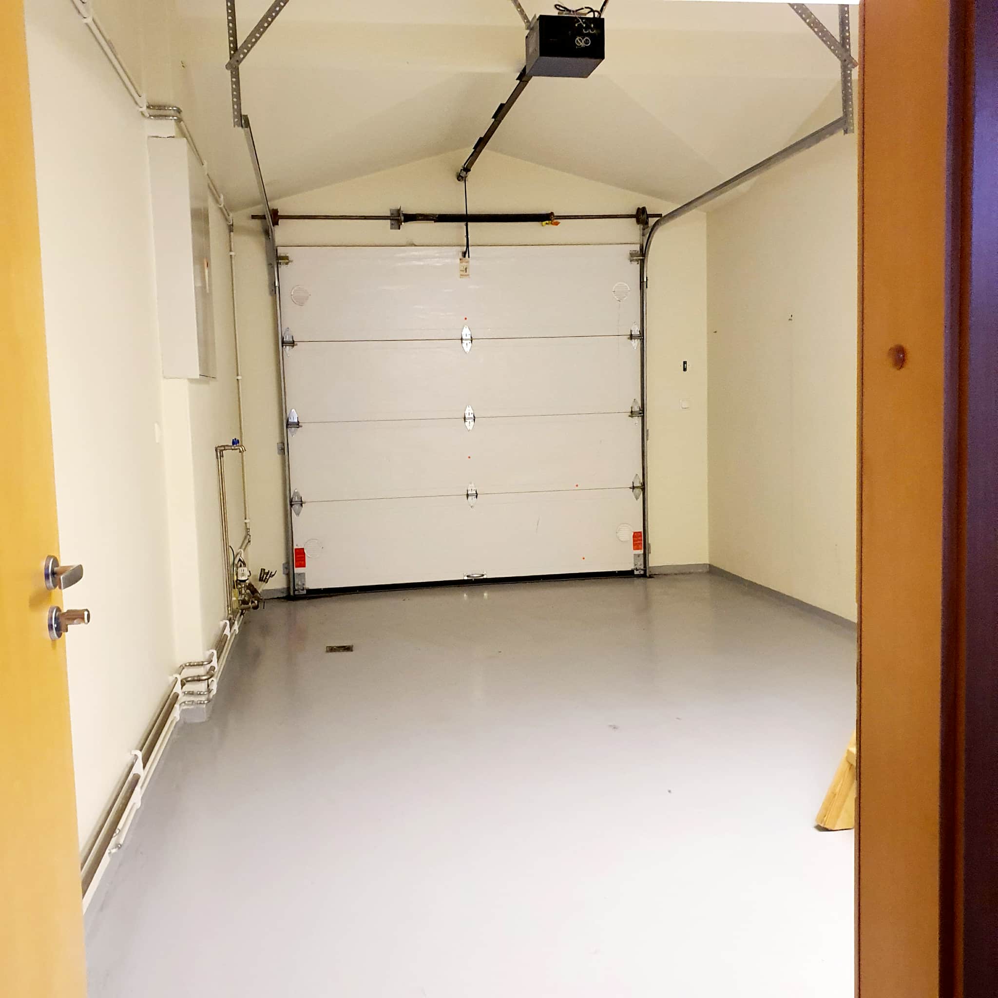  Hrannarstígur 34, innanhúss 