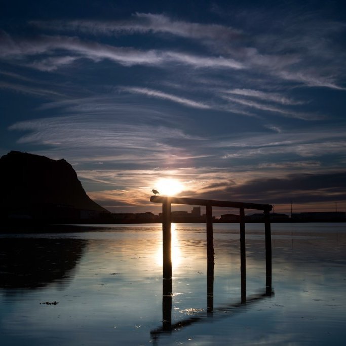 kirkjufell-mountain-iceland