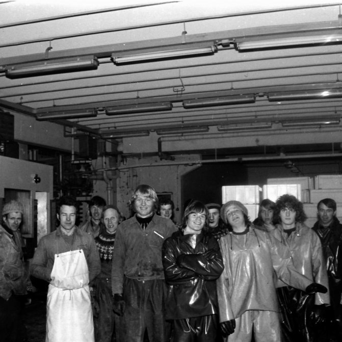 Löndunargengi, Elías Finnbogason, ?, Friðgeir Hjaltalín?, Páll Torfason, ?, Gunnar Ingvarsson, Guðjón Elísson, ?, Guðrún Gísladóttir, Sigurður Pétur Pétursson, Jón Sigurðsson, Gunnar Jóhannesson, Arnór Kristjánsson og Njáll Gunnarsson.