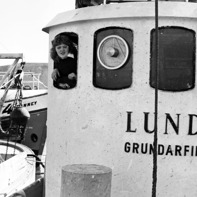 Skipstjóri Lunda SH-1 Grundarfirði, Skúlína Guðmundsdóttir.