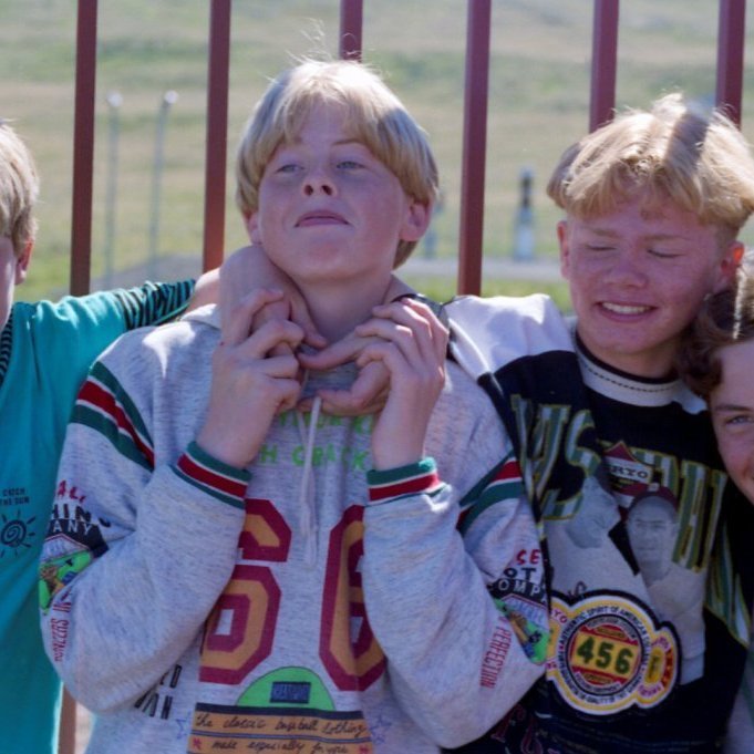 Þessir hressu skólabræður fæddir árið 1977 eru talið frá vinstri, Rúnar Pálmarsson, Sveinn Ingi Ragnarsson, Svavar Áslaugsson og Gísli Karel Elísson.