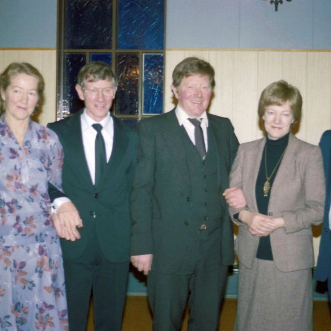 Á þessari mynd eru þau samankomin systkinin frá Hömrum börn þeirrra Páls Þorleifssonar og Ólafar Þorleifsdóttur á Hömrum. Talið frá vinstri og í aldursröð Sigríður Pálsdóttir, Leifur Pálsson, Hörður Pálsson, Jarþrúður Guðný Pálsdóttir og Pálmi Pálsson.