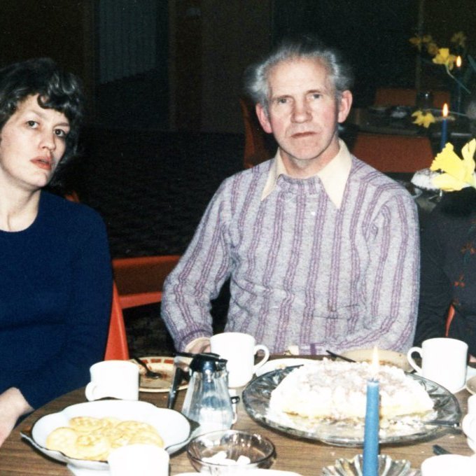 Til vinstri á myndinni er Svava ásamt þeim hjónum Soffaníasi Cecilssyni og Huldu Vilmundardóttir, Svava vann á skrifstofu SC í mörg ár.