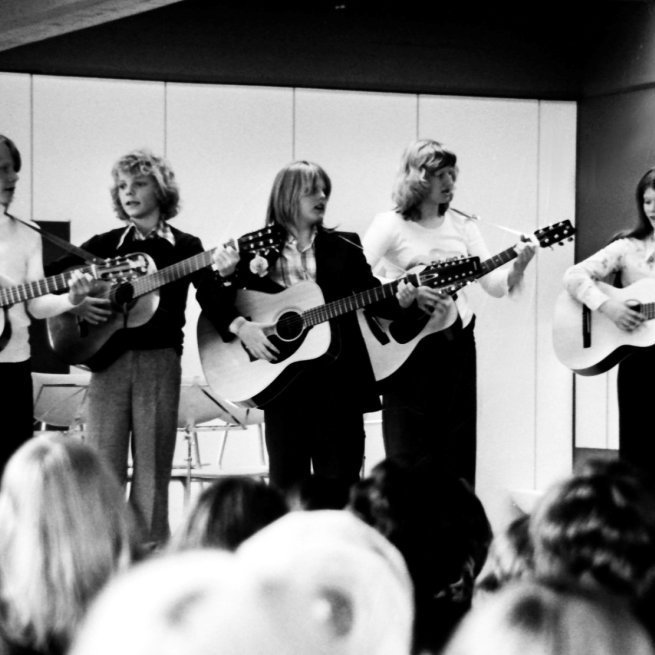 Gítarnemendur Jóns Þorsteinssonar tlaið frá vinstri Kolbeinn Sigmundsson, Hannes Vilhjálmsson, Jóhannes Þorvarðarson, Helga Fríða Tómasdóttir og Olga Sædís Aðalsteinsdóttir