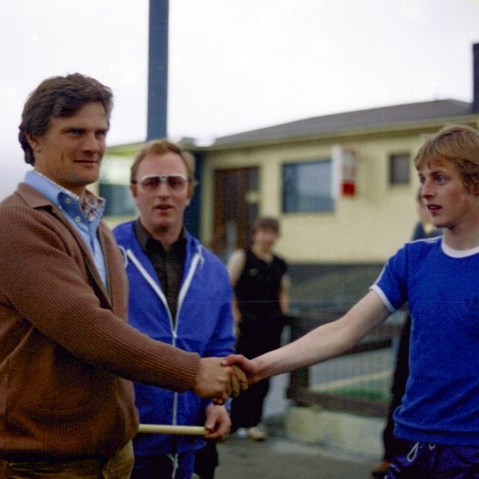 Íþróttaviðburður - Boðhlaup til styrktar HSH, Ríkharður Owen, Ágúst Jónsson og Gylfi Magnússon Ólafsvík . Árið er 1979.