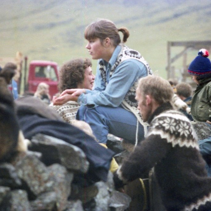 Stemming í Grundarrétt, talið frá vinstri eru Guðlaug Pétursdóttir, Bára Bryndís Vilhjálmsdóttir og Páll Torfason.