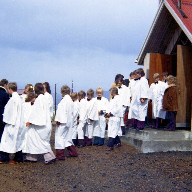Fermingarárgangur árið 1973 áttu 50 ára fermingarafmæli og komu því saman í Grundarfirði þann 27 maí síðastliðinn. Í því tilefni setjum við inn TwentyOne, það eru tuttugu og ein mynd sem eiga það sameiginlegt að á myndunum er einhver grundfirðingur fæddur árið 1959.