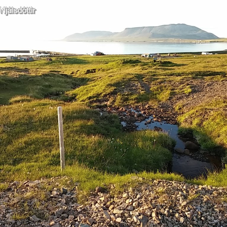 Gönguleið upp á Kvernárfossum
