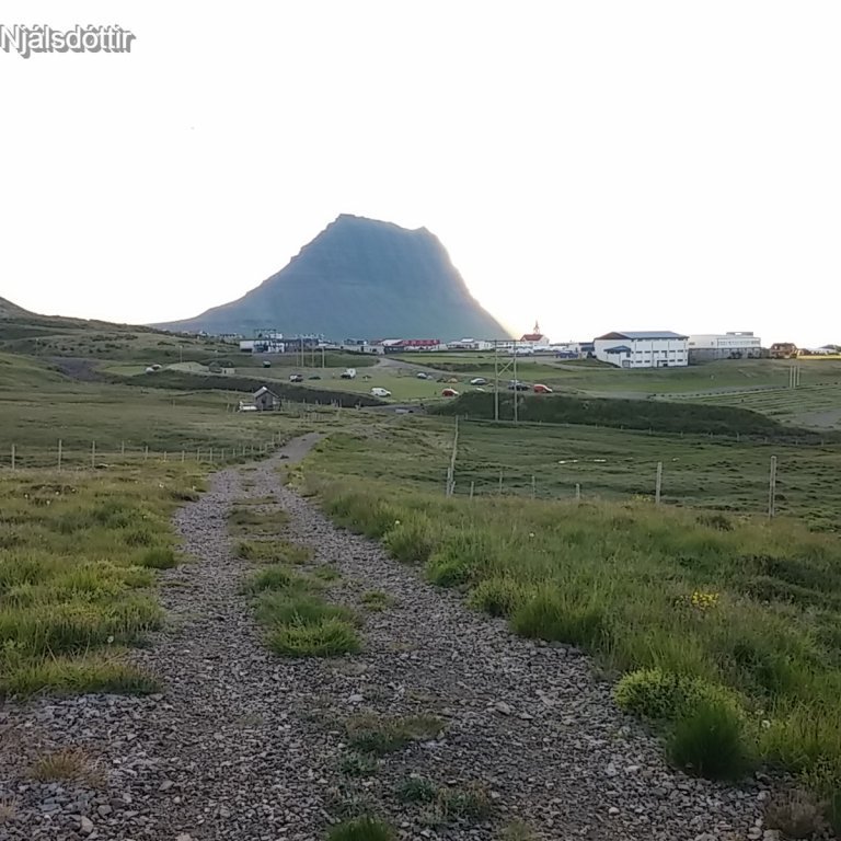 Reiðvegurinn ofan við Grafarbæina