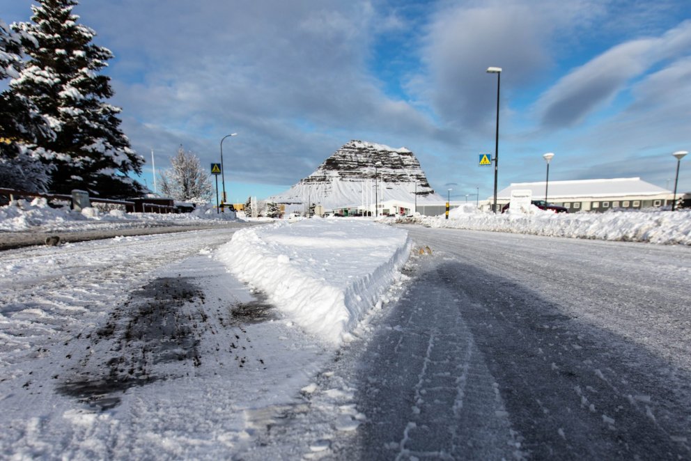 Snjómokstur – varúð vegna skafla