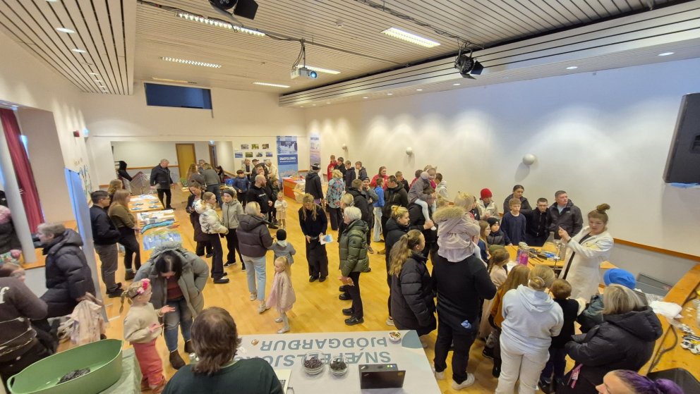 Fjölmenni mætti á Dag vatnsins sem haldinn var í Samkomuhúsi Grundarfjarðar 22. mars.