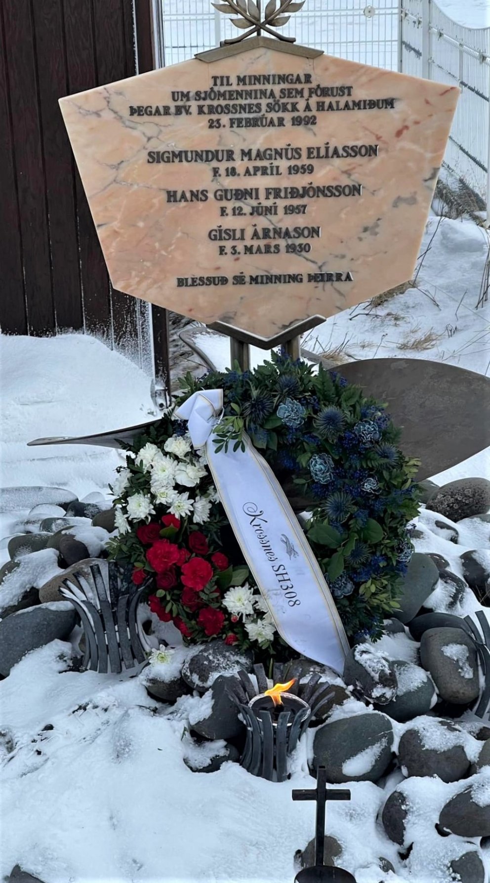 30 ár frá því að Krossnesið fórst