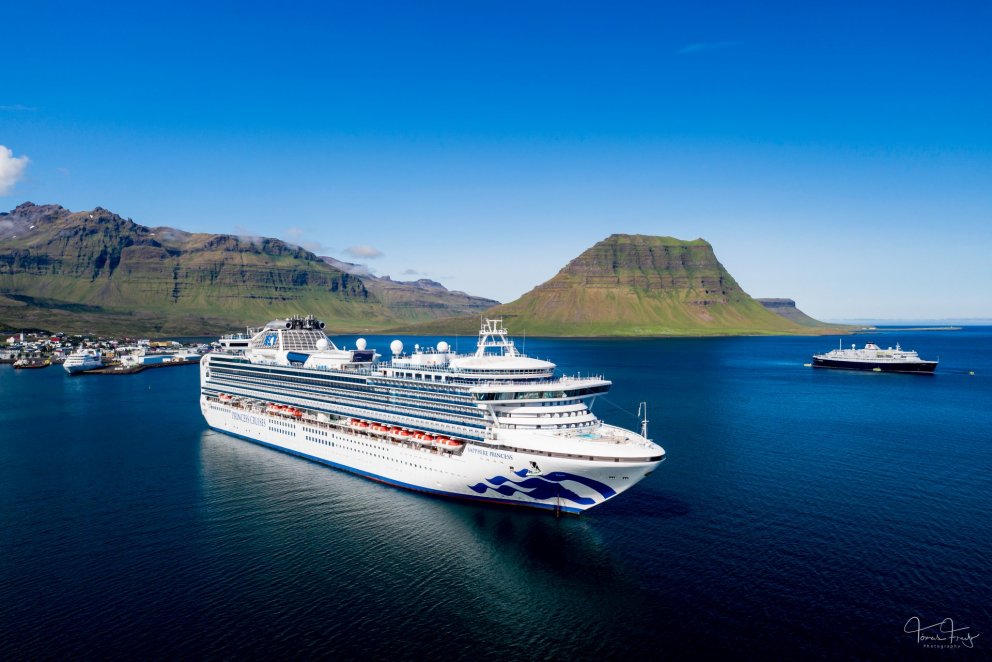 Viltu líflegt, gefandi og internasjónalt sumar?