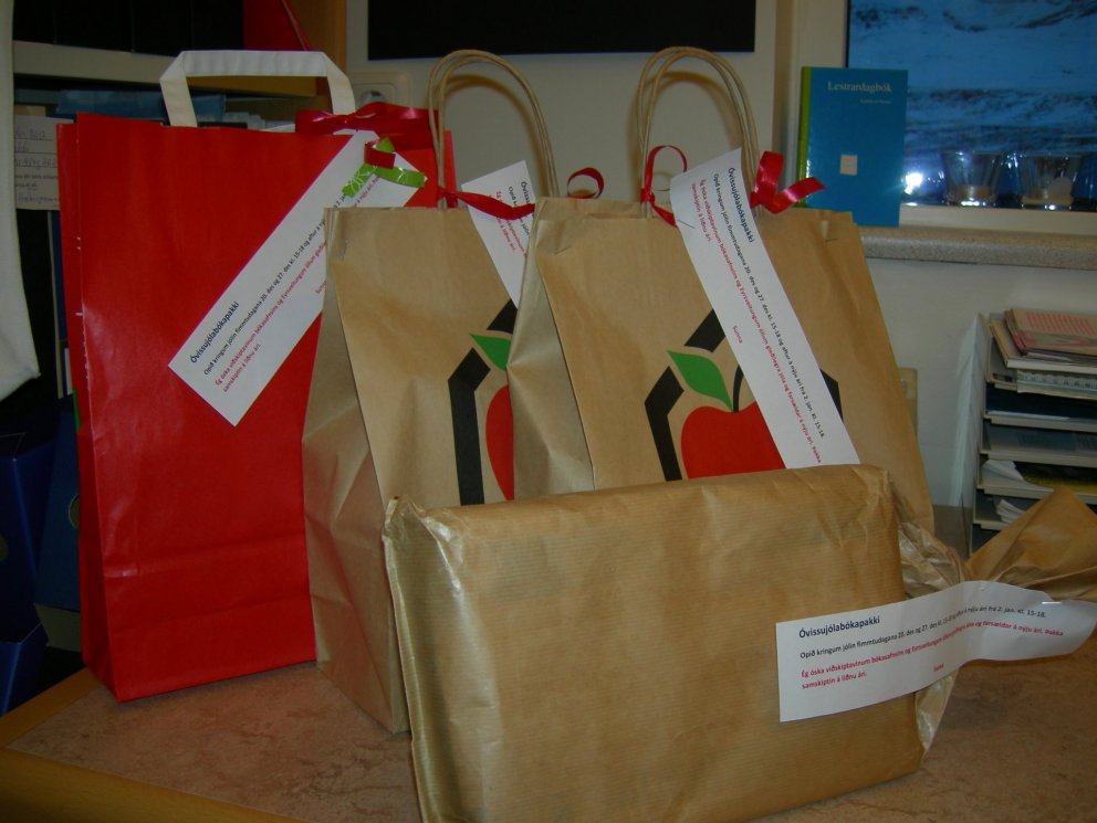 Óvissujólabókapakkar Bókasafnsins í Grundarfirði.